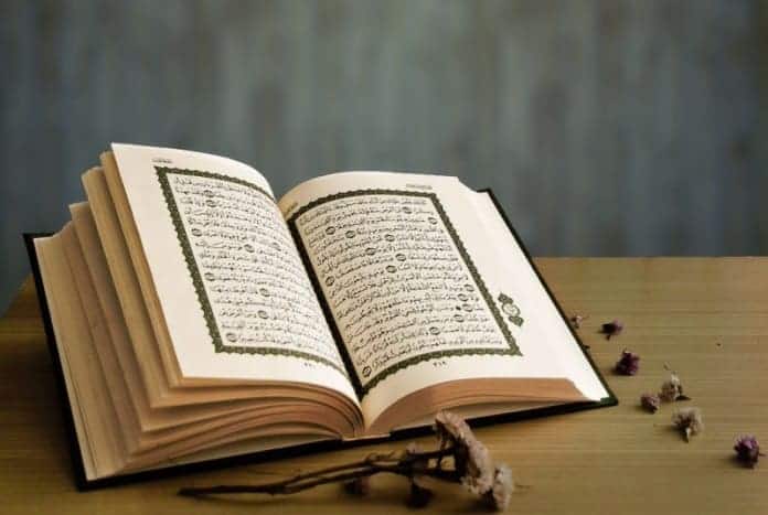 berpegang al-Quran dan as-Sunnah