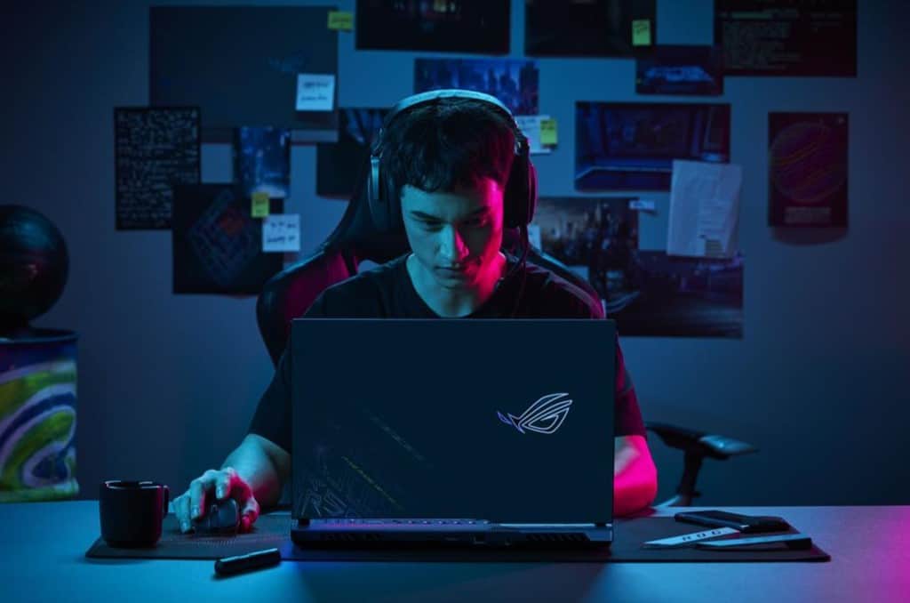 Laptop gaming terbaik ROG Strix SCAR 17 SE