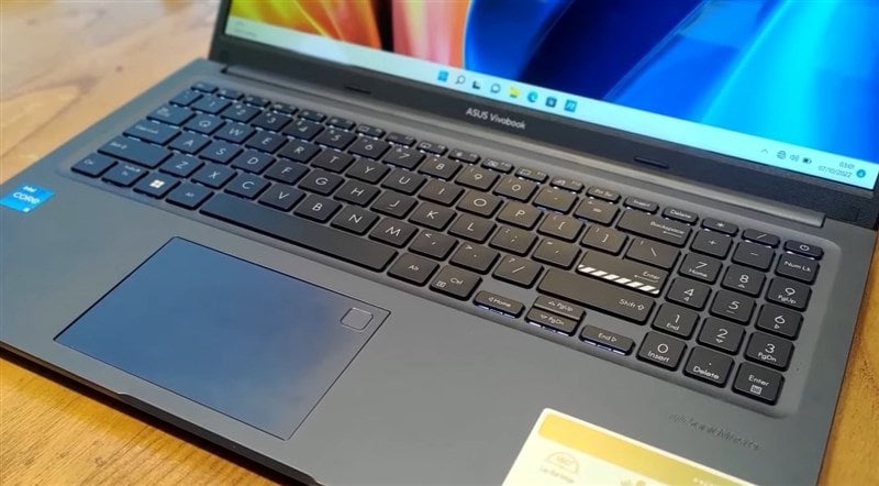 VIVOBOOK 15 A1502 keyboard